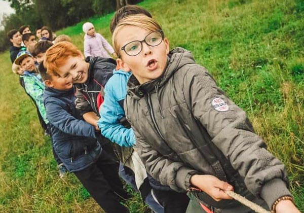 Kids playing tug of war